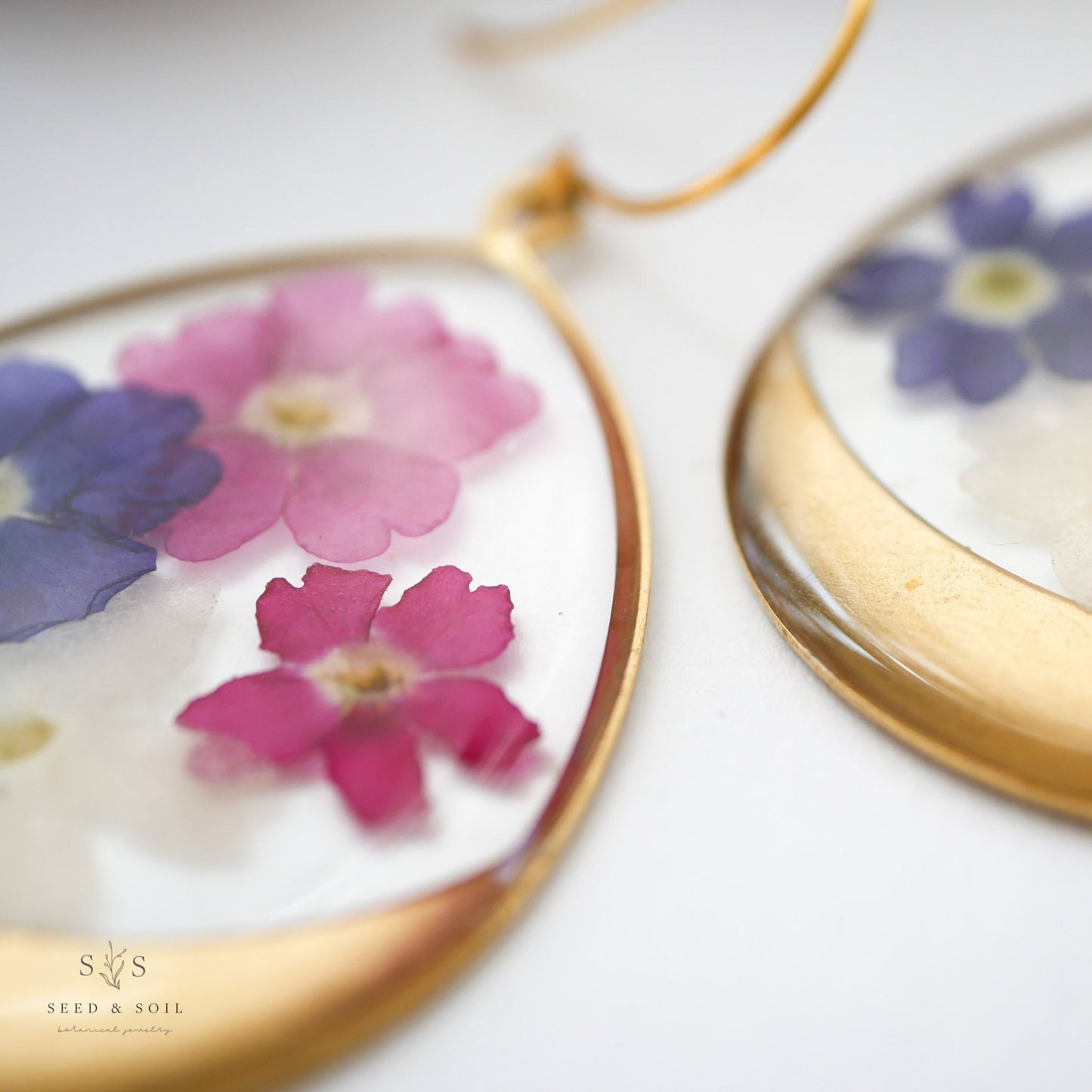 Large Horizon Hoop